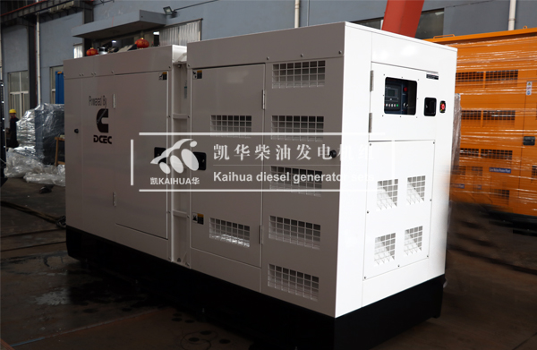 出（chū）口新加坡（pō）的300KW靜音發電機組成功（gōng）出廠