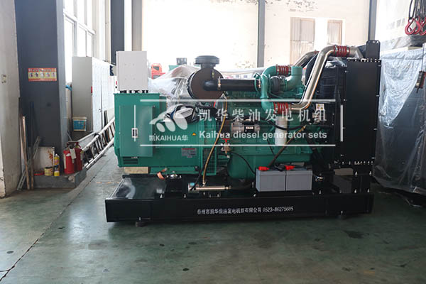 江西（xī）一台200KW康明斯發電機組今日（rì）成功出廠