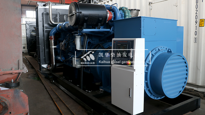 丹（dān）東市地產一台900kw玉柴發電機組成功出廠